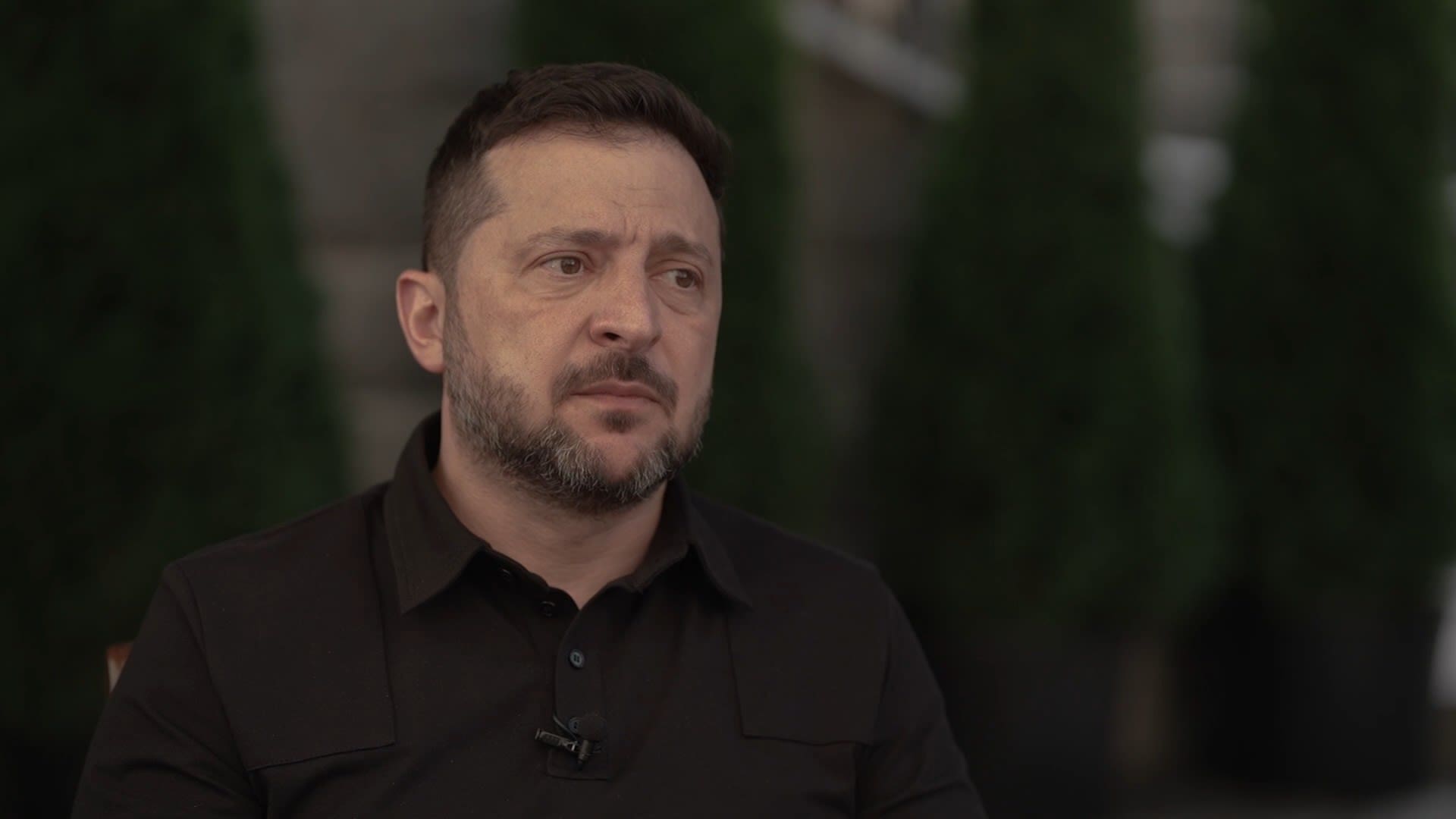 Ukrainian president volodymyr zelensky is interviewed by cnn on august 11, 2026. Photo via file (cnn).