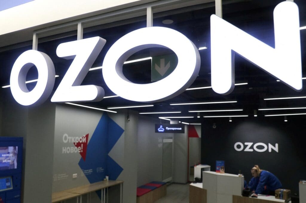 Ukraine's Wildberries strikes expose a costly problem for Russia 4 A view of a pick-up point of the ozon online retailer in moscow, russia, march 16, 2026. Photo via reuters.